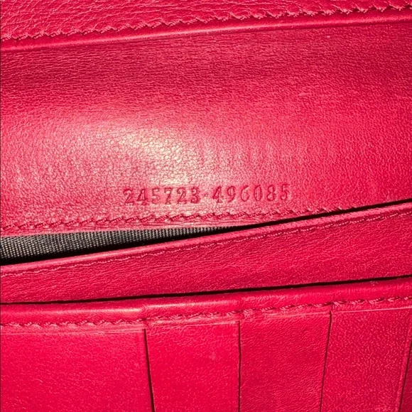 Gucci Tan and Red Women's authentic Wallet(project wallet) - Picture 3 of 16